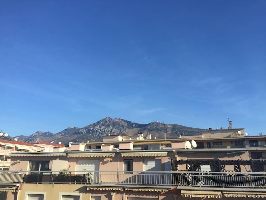 Studio 28 M2 Au Calme A Menton Eksteriør billede