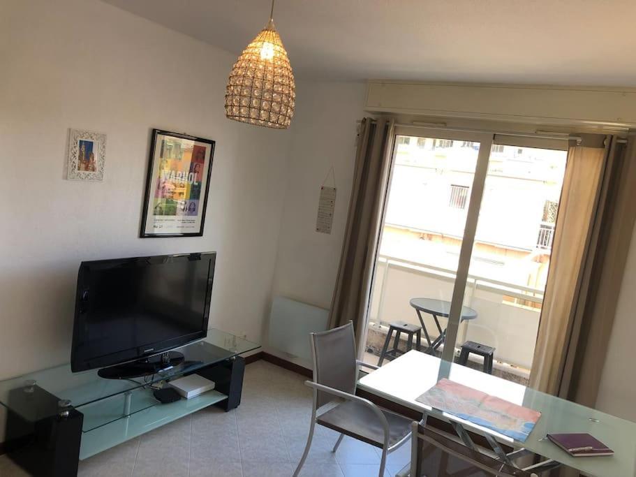 Studio 28 M2 Au Calme A Menton Eksteriør billede