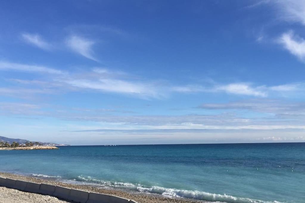 Studio 28 M2 Au Calme A Menton Eksteriør billede